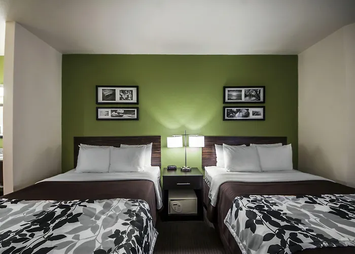 Sleep & I-44 Hotel 4*