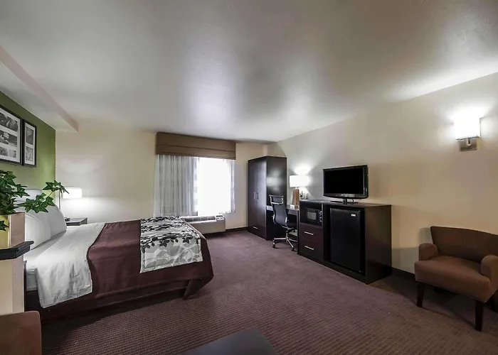 Sleep & I-44 Hotel 4*