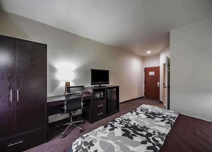 Hotel Sleep & I-44