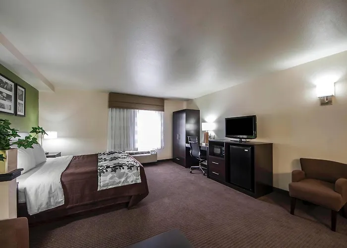 Sleep & I-44 Hotel Tulsa